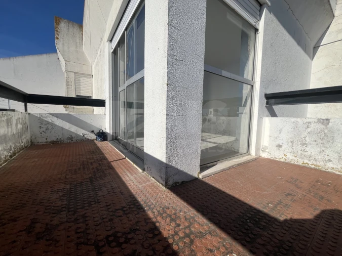 Apartamento T2 para Venda em Benavente Foto 10