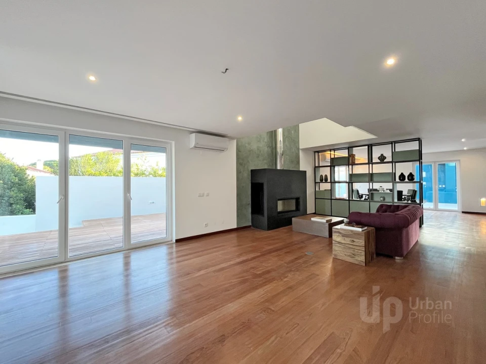 Moradia T5 para Venda em Cascais e Estoril Foto 3