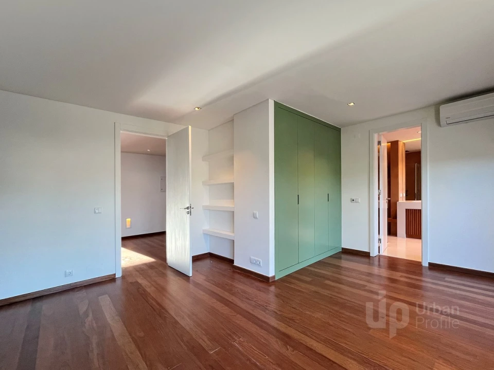 Moradia T5 para Venda em Cascais e Estoril Foto 18