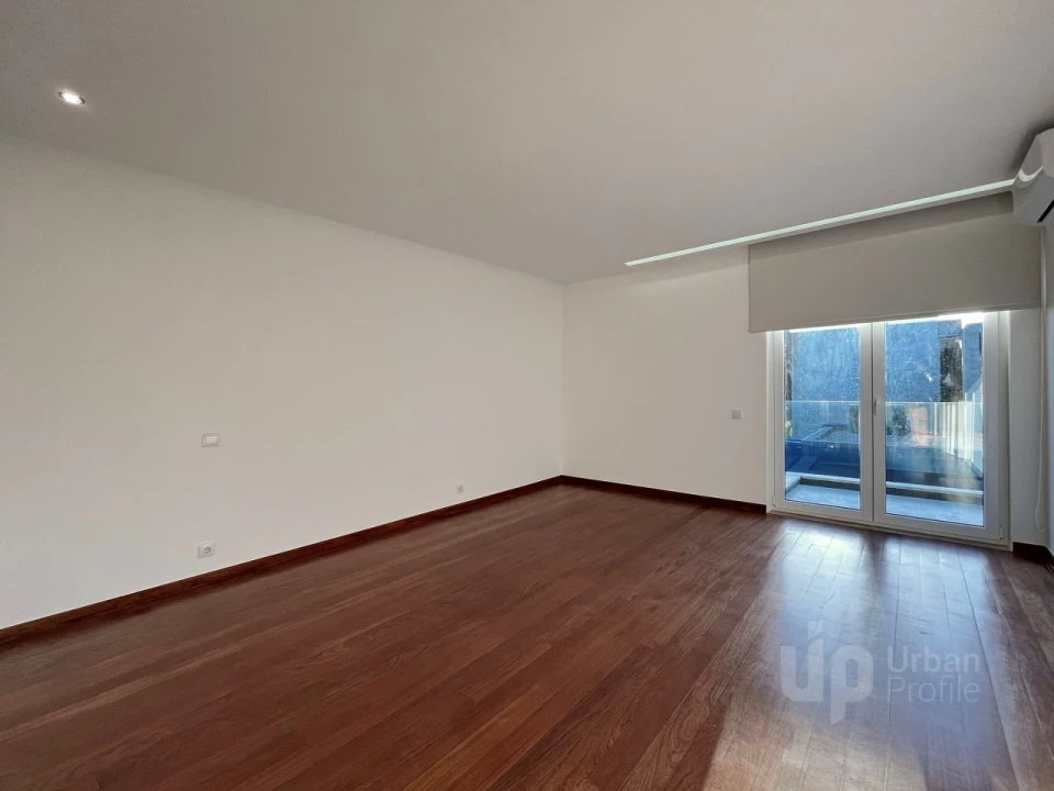 Moradia T5 para Venda em Cascais e Estoril Foto 26