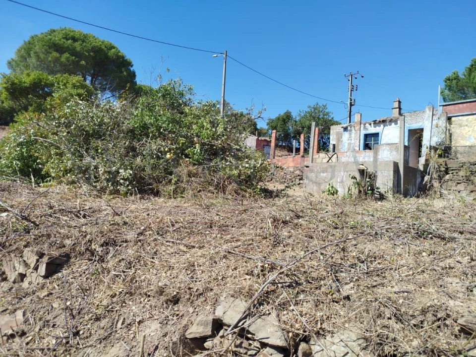 Terreno Misto para Venda em Santa Catarina da Fonte do Bispo Foto 12