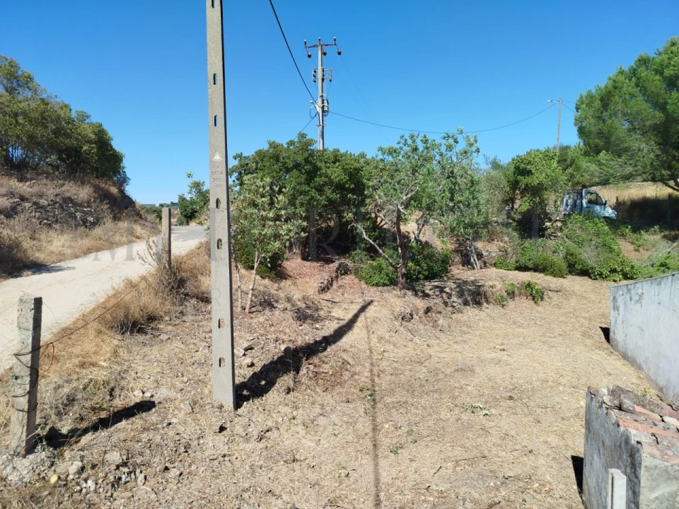 Terreno Misto para Venda em Santa Catarina da Fonte do Bispo Foto 27