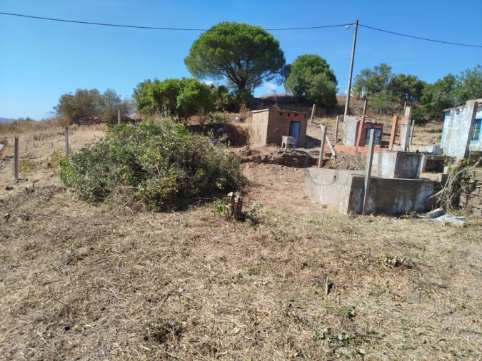 Terreno Misto para Venda em Santa Catarina da Fonte do Bispo Foto 10