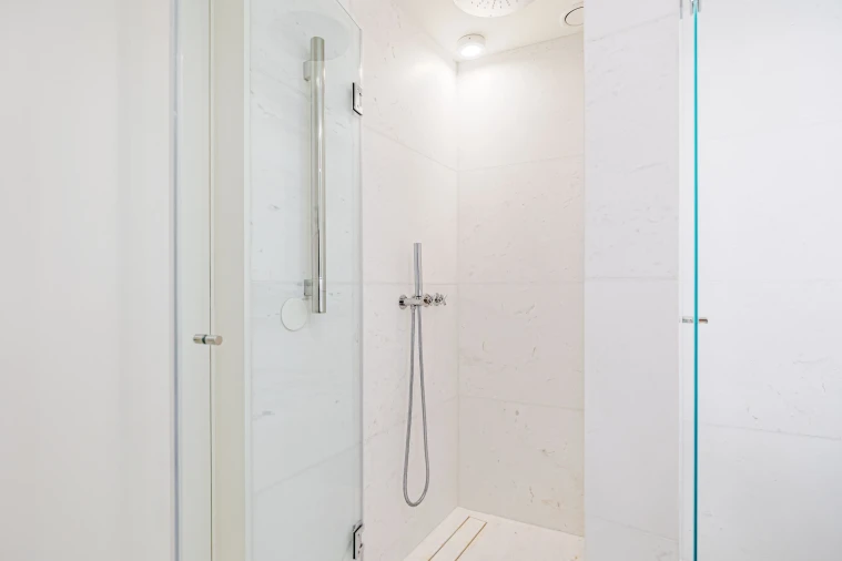 Apartamento T2 para Venda em Santo António Foto 12