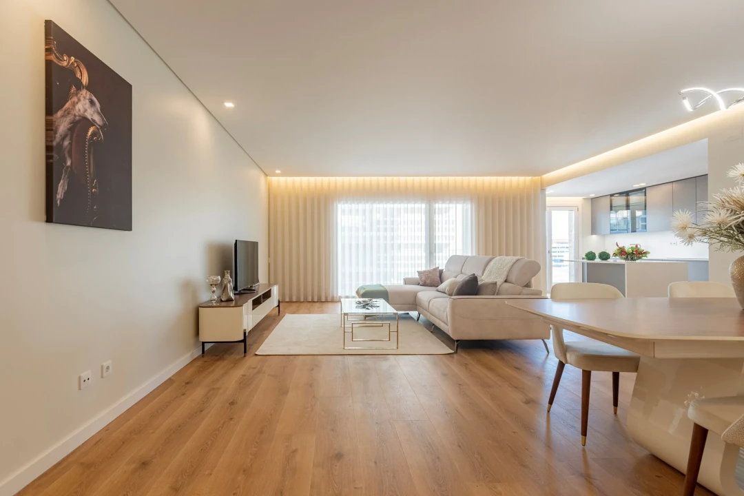 Apartamento T2 para Venda em Loures Foto 3