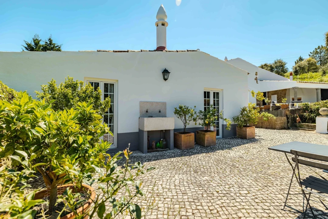 Moradia T5 para Venda em Freiria Foto 9