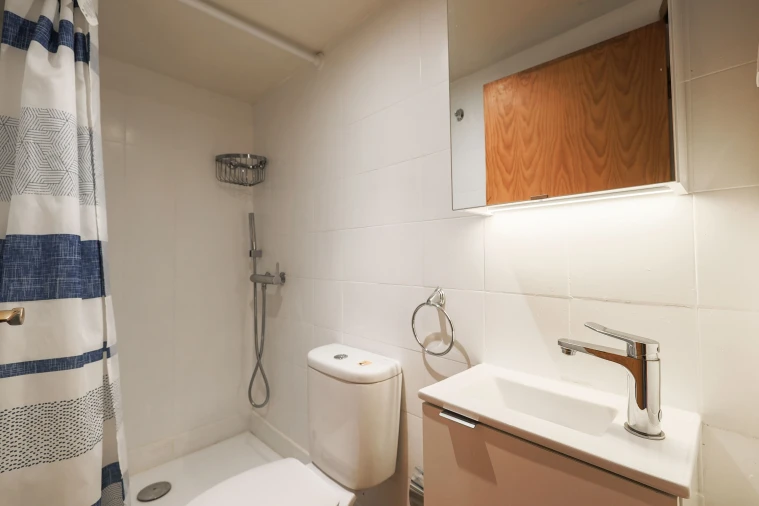 Apartamento T2 para Venda em Santa Maria Maior Foto 3