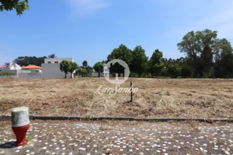Terreno para Venda em Anta e Guetim Foto 4