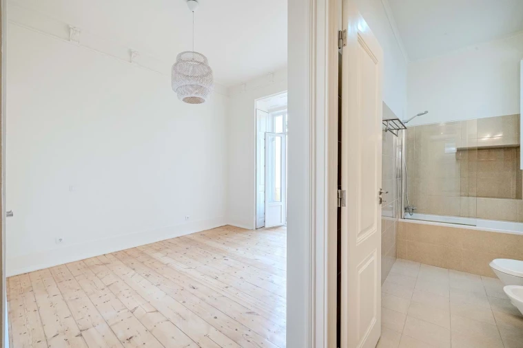 Apartamento T2 para Venda em Santo António Foto 22