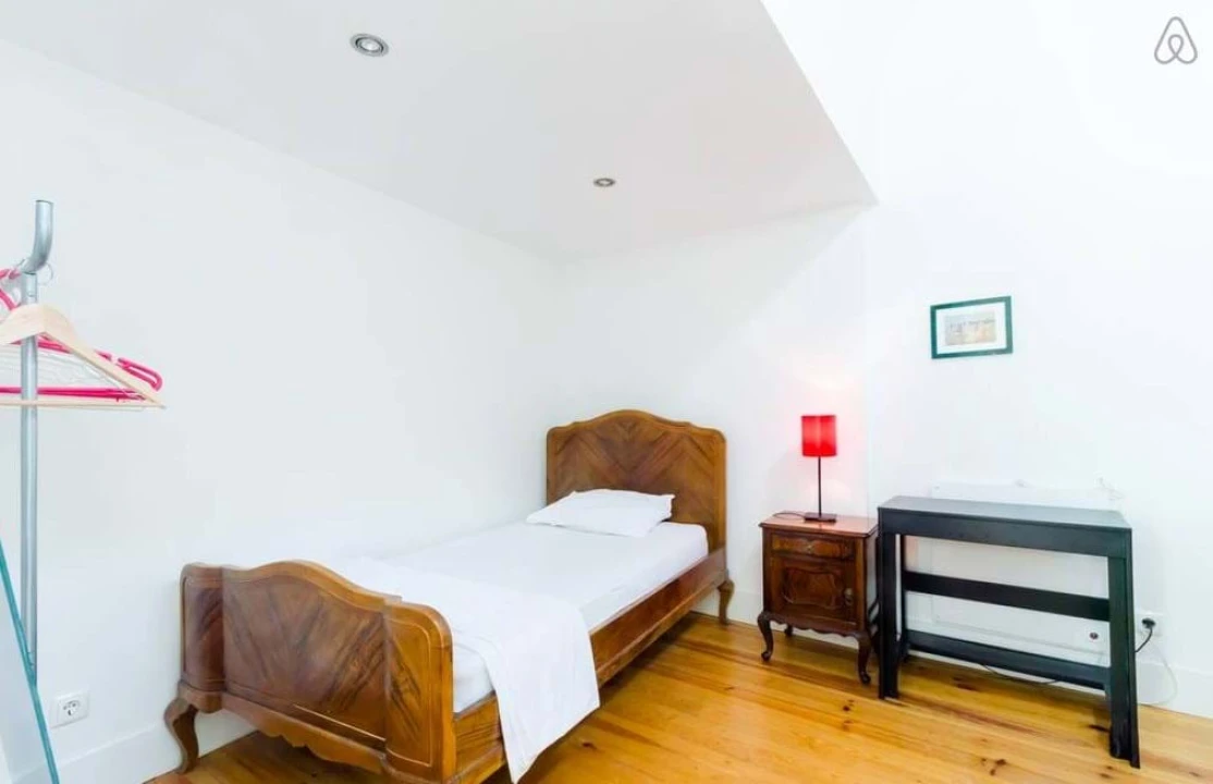 Apartamento T4 para Venda em Santo António Foto 17