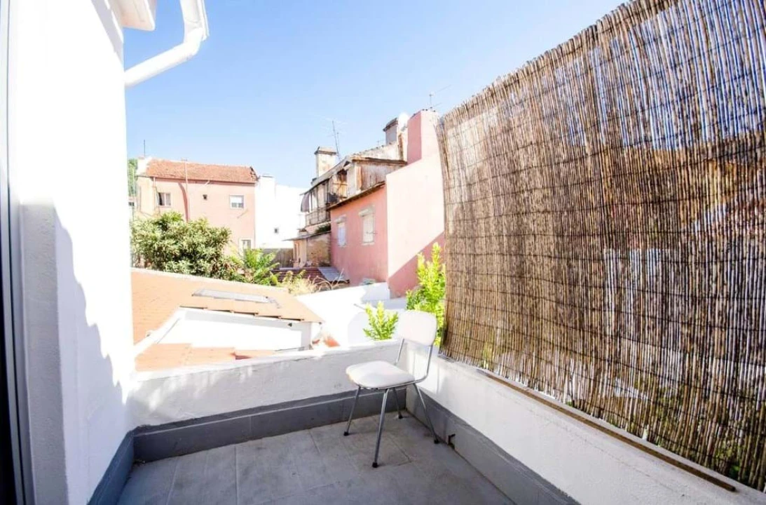 Apartamento T4 para Venda em Santo António Foto 11