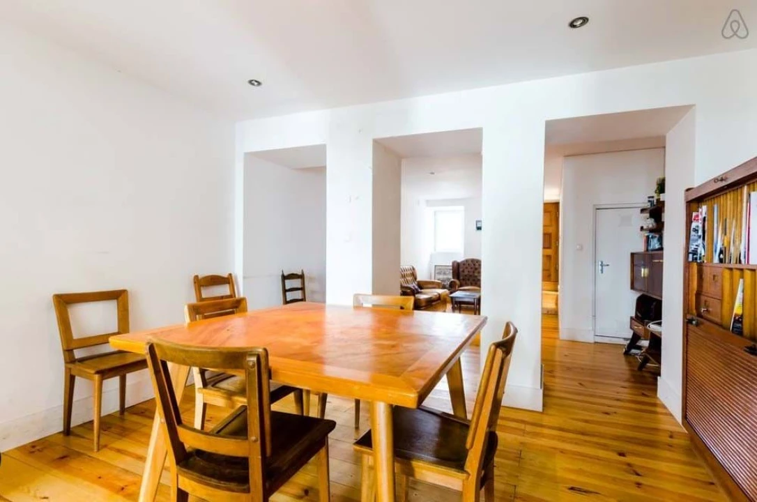 Apartamento T4 para Venda em Santo António Foto 1