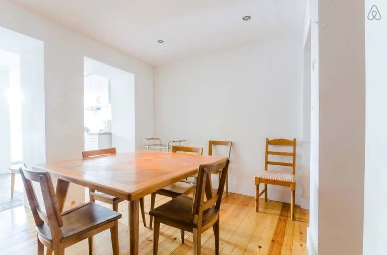 Apartamento T4 para Venda em Santo António Foto 5