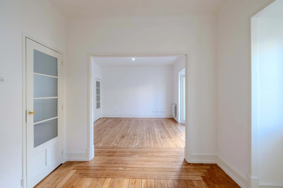 Apartamento T3 para Venda em Areeiro Foto 3