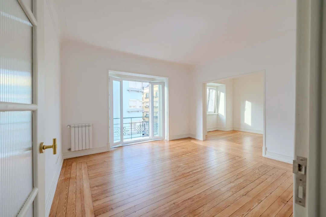 Apartamento T3 para Venda em Areeiro Foto 1