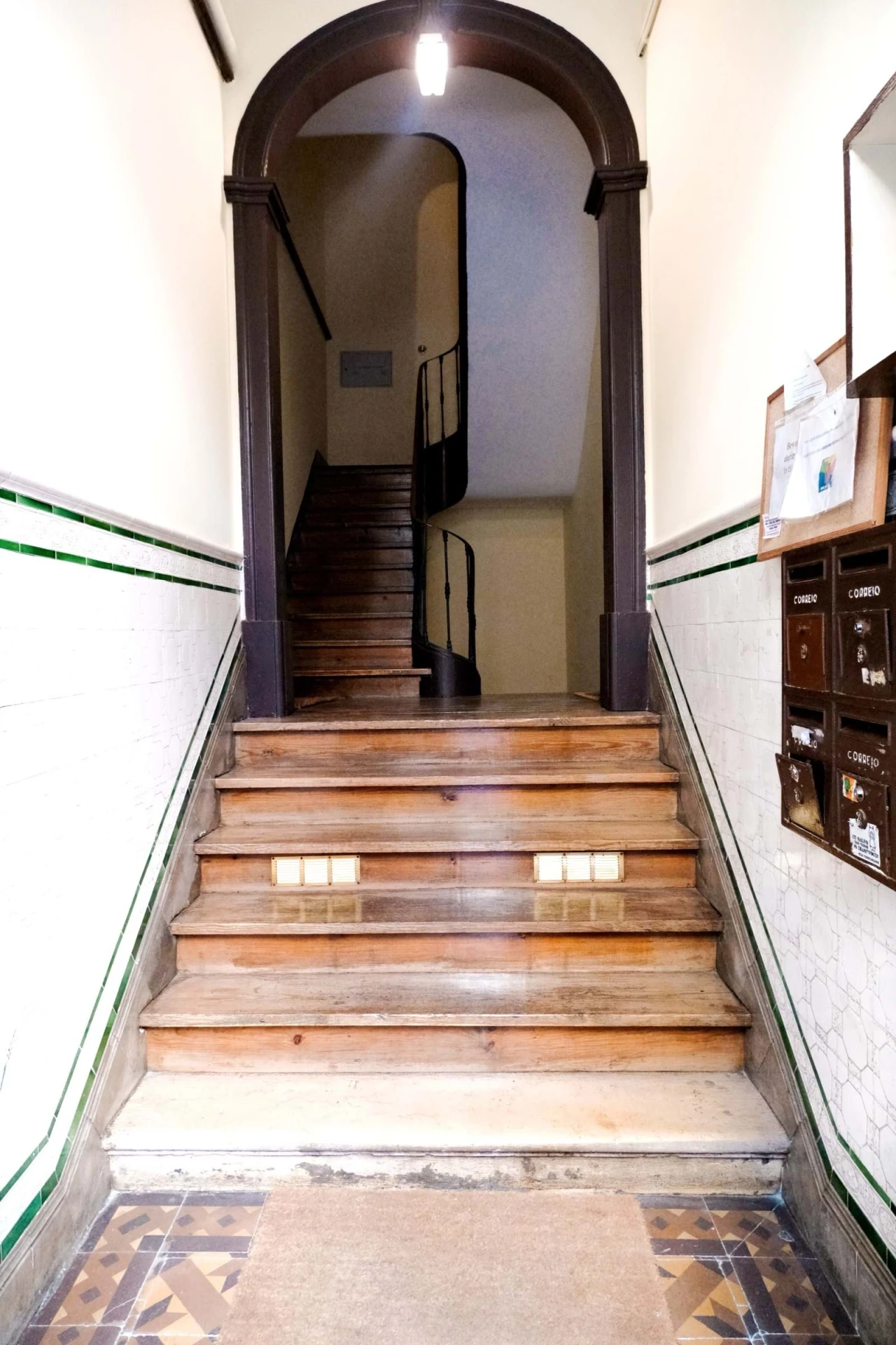 Apartamento T2 para Venda em Arroios Foto 25