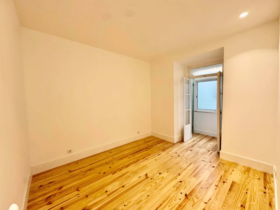 Apartamento T2 para Venda em Arroios Foto 4