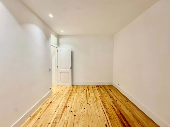 Apartamento T2 para Venda em Arroios Foto 5