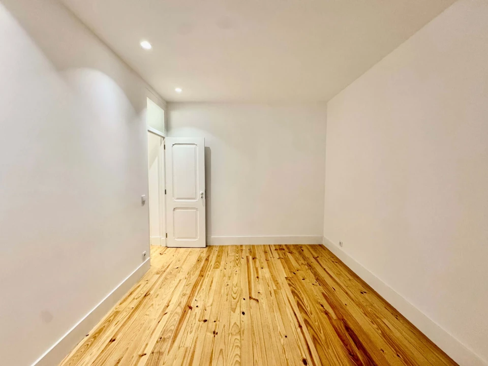 Apartamento T2 para Venda em Arroios Foto 5