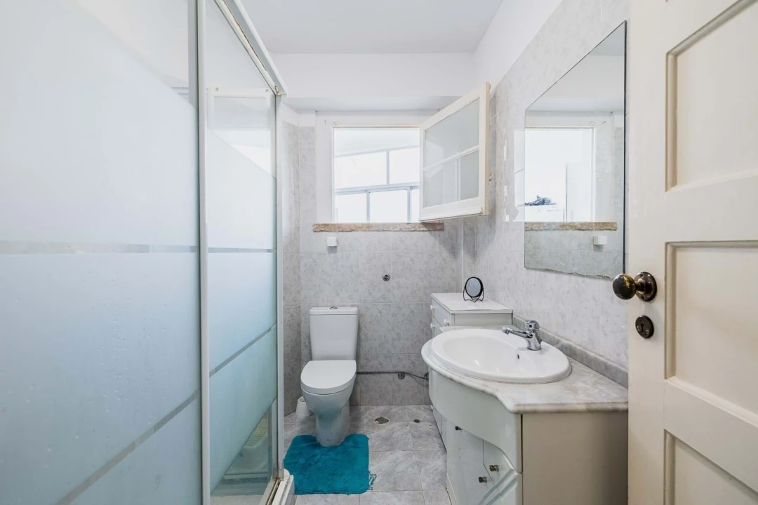 Apartamento T3 para Venda em Algés, Linda-A-Velha e Cruz Quebrada-Dafundo Foto 16