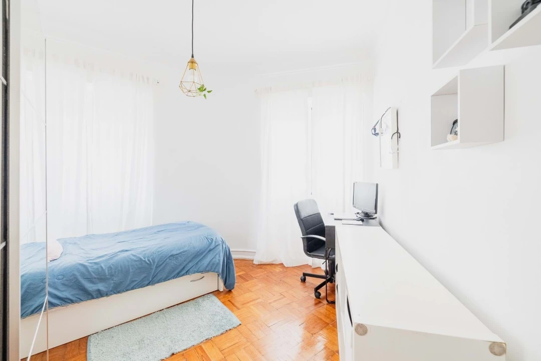 Apartamento T3 para Venda em Algés, Linda-A-Velha e Cruz Quebrada-Dafundo Foto 10