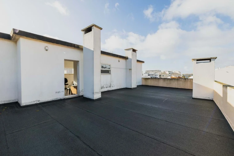 Apartamento T3 para Venda em Costa da Caparica Foto 38