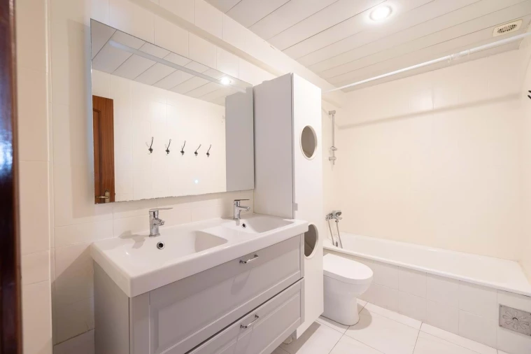 Apartamento T3 para Venda em Costa da Caparica Foto 27