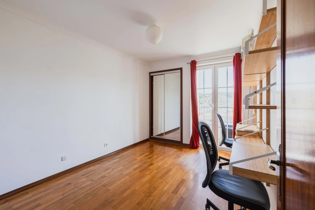 Apartamento T3 para Venda em Costa da Caparica Foto 17