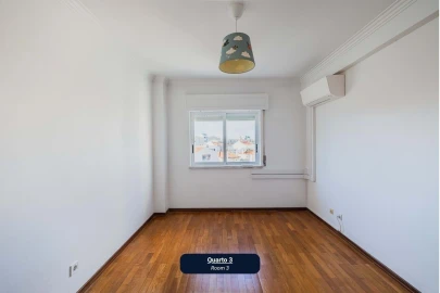 Apartamento T3 para Venda em Costa da Caparica