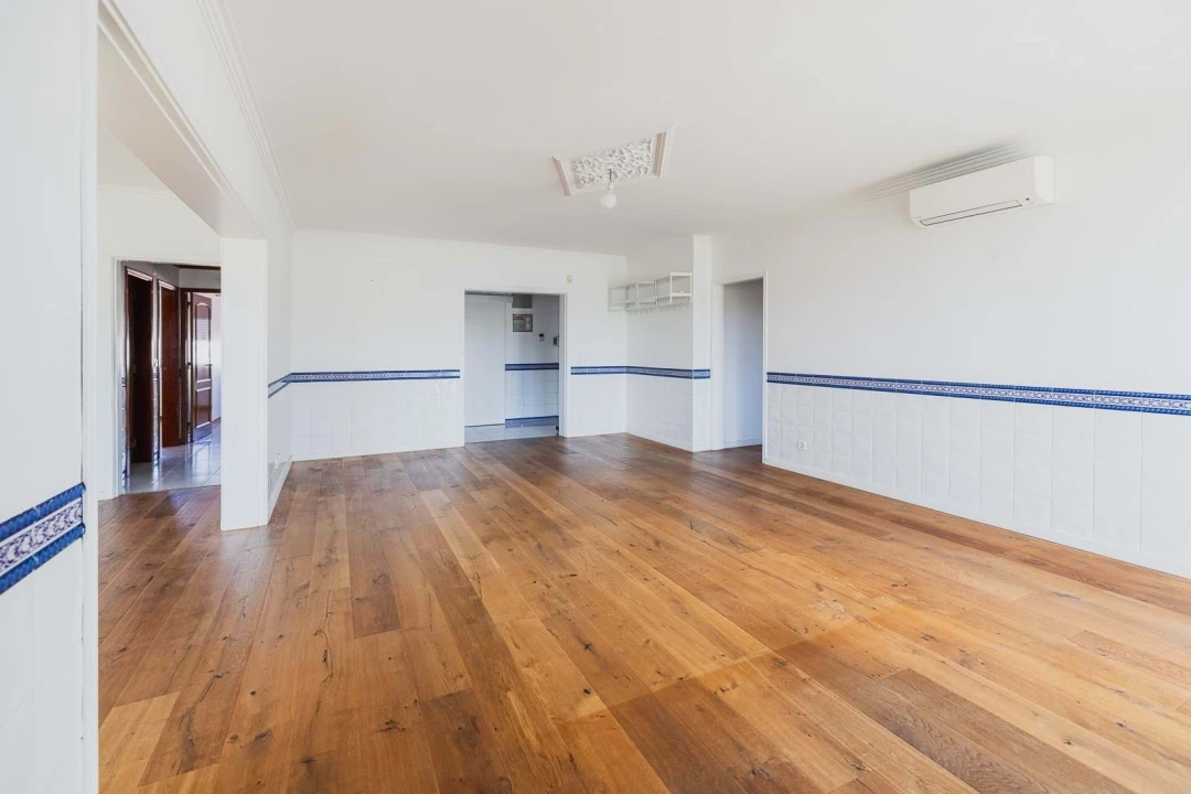 Apartamento T3 para Venda em Costa da Caparica Foto 16