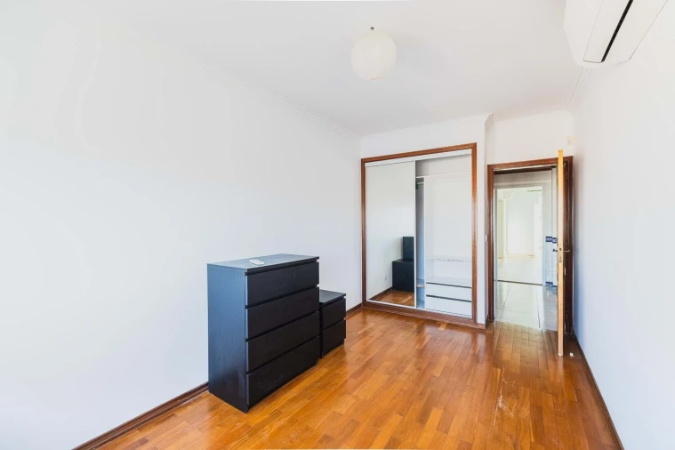 Apartamento T3 para Venda em Costa da Caparica Foto 20