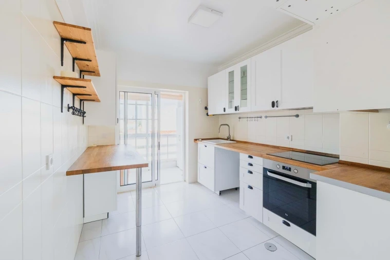 Apartamento T3 para Venda em Costa da Caparica Foto 22