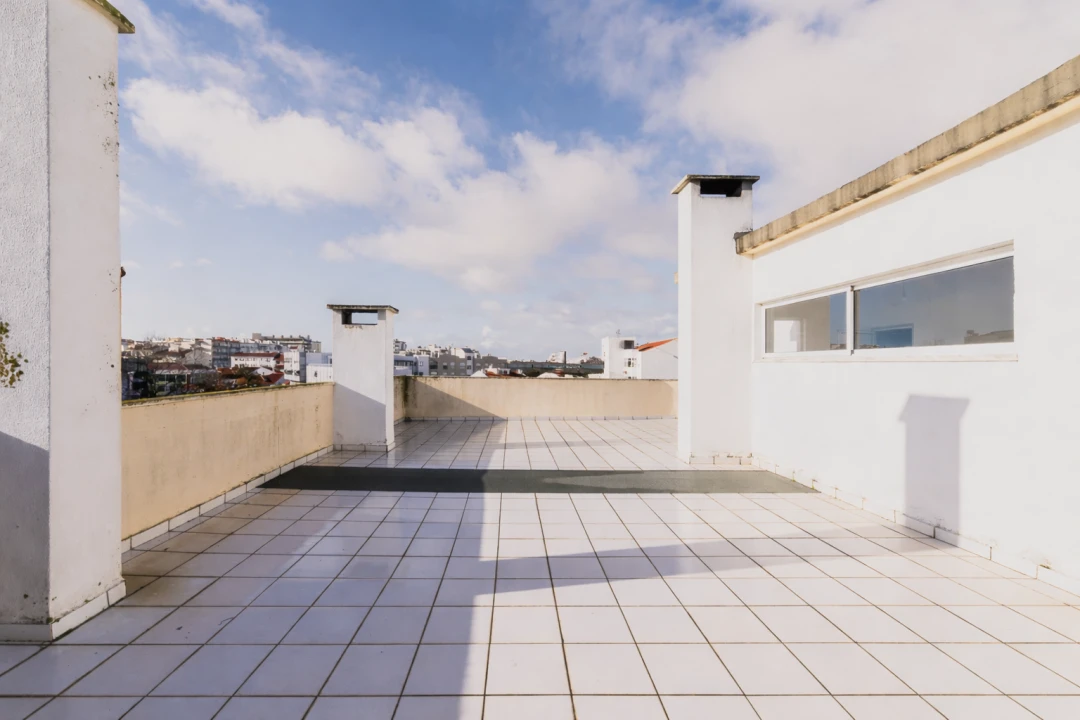 Apartamento T3 para Venda em Costa da Caparica Foto 30