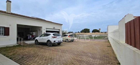 Moradia T4 para Venda em Salvaterra de Magos e Foros de Salvaterra