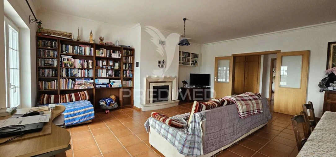 Moradia T4 para Venda em Salvaterra de Magos e Foros de Salvaterra Foto 8