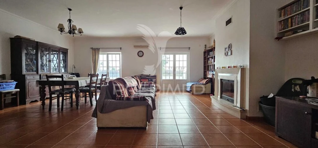 Moradia T4 para Venda em Salvaterra de Magos e Foros de Salvaterra Foto 9