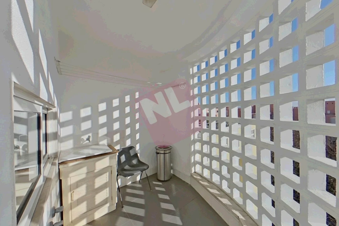 Apartamento T2 para Arrendamento em Lumiar Foto 12