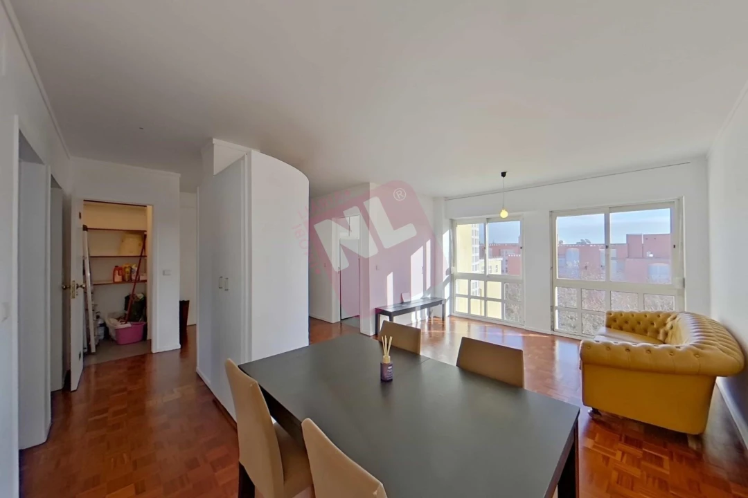 Apartamento T2 para Arrendamento em Lumiar Foto 24