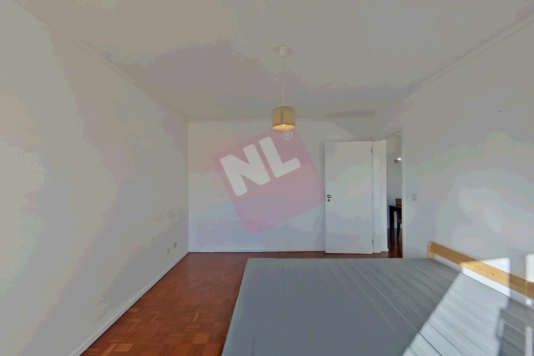 Apartamento T2 para Arrendamento em Lumiar Foto 19