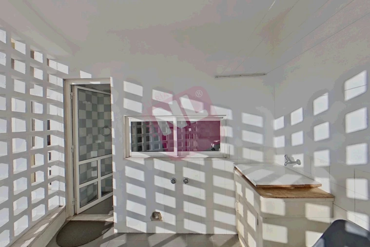 Apartamento T2 para Arrendamento em Lumiar Foto 11