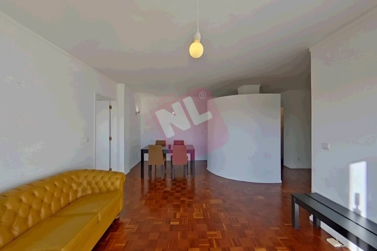Apartamento T2 para Arrendamento em Lumiar Foto 26