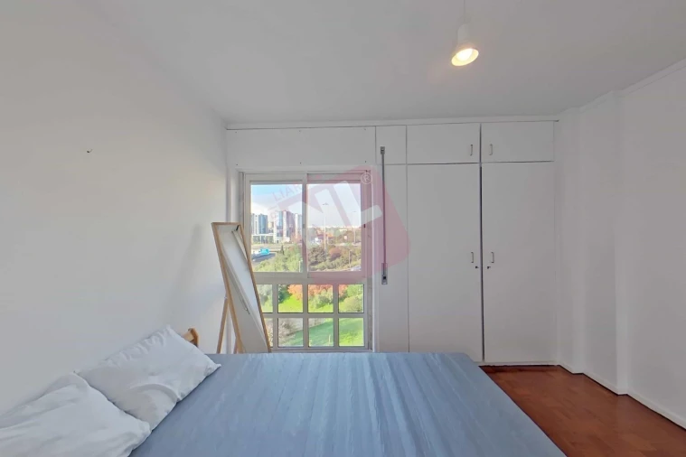 Apartamento T2 para Arrendamento em Lumiar Foto 21