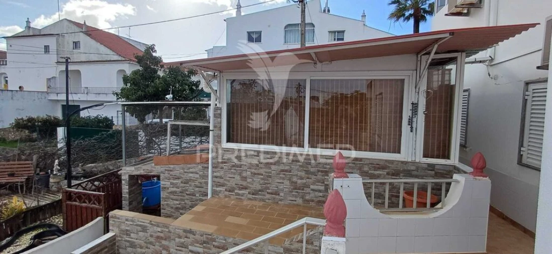 Moradia T4 para Venda em Estômbar e Parchal Foto 3