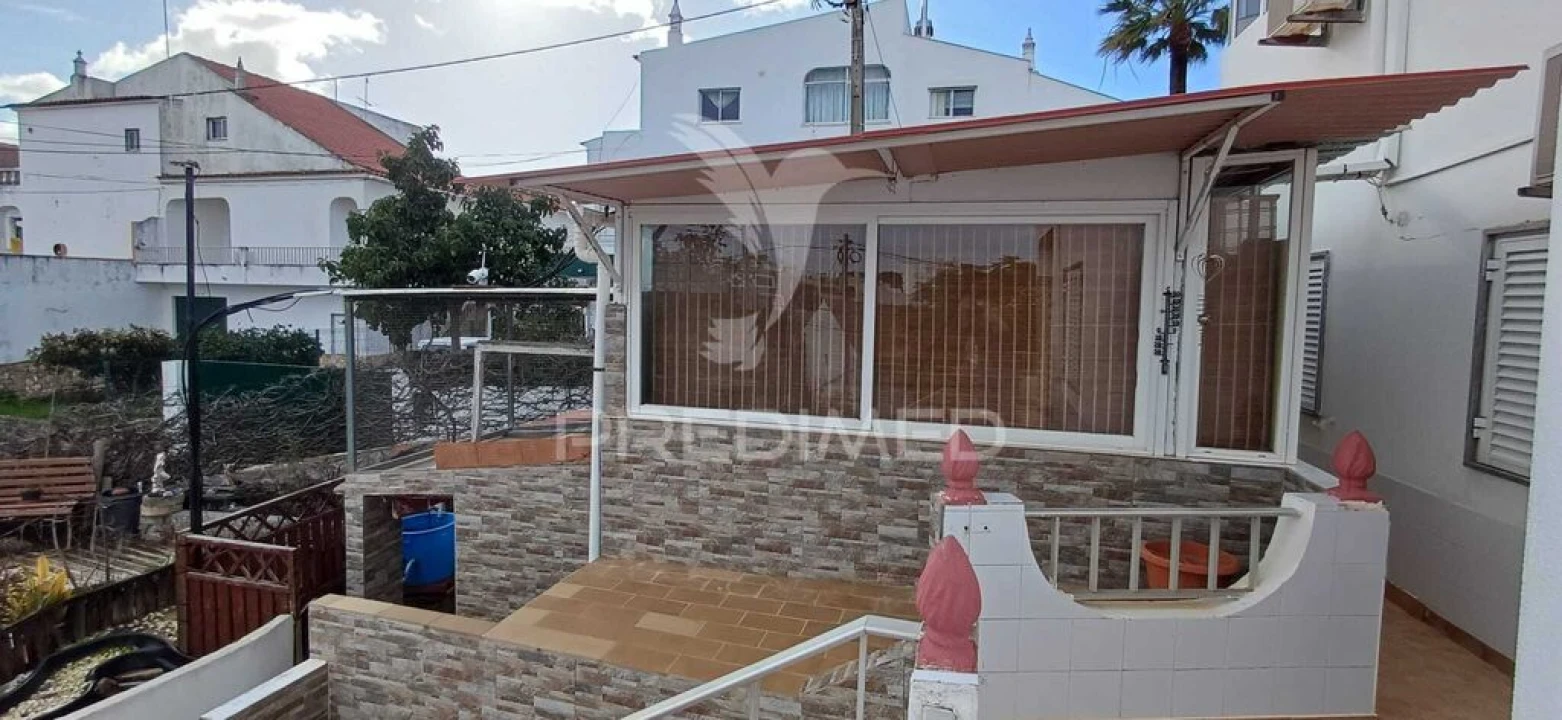 Moradia T4 para Venda em Estômbar e Parchal Foto 3