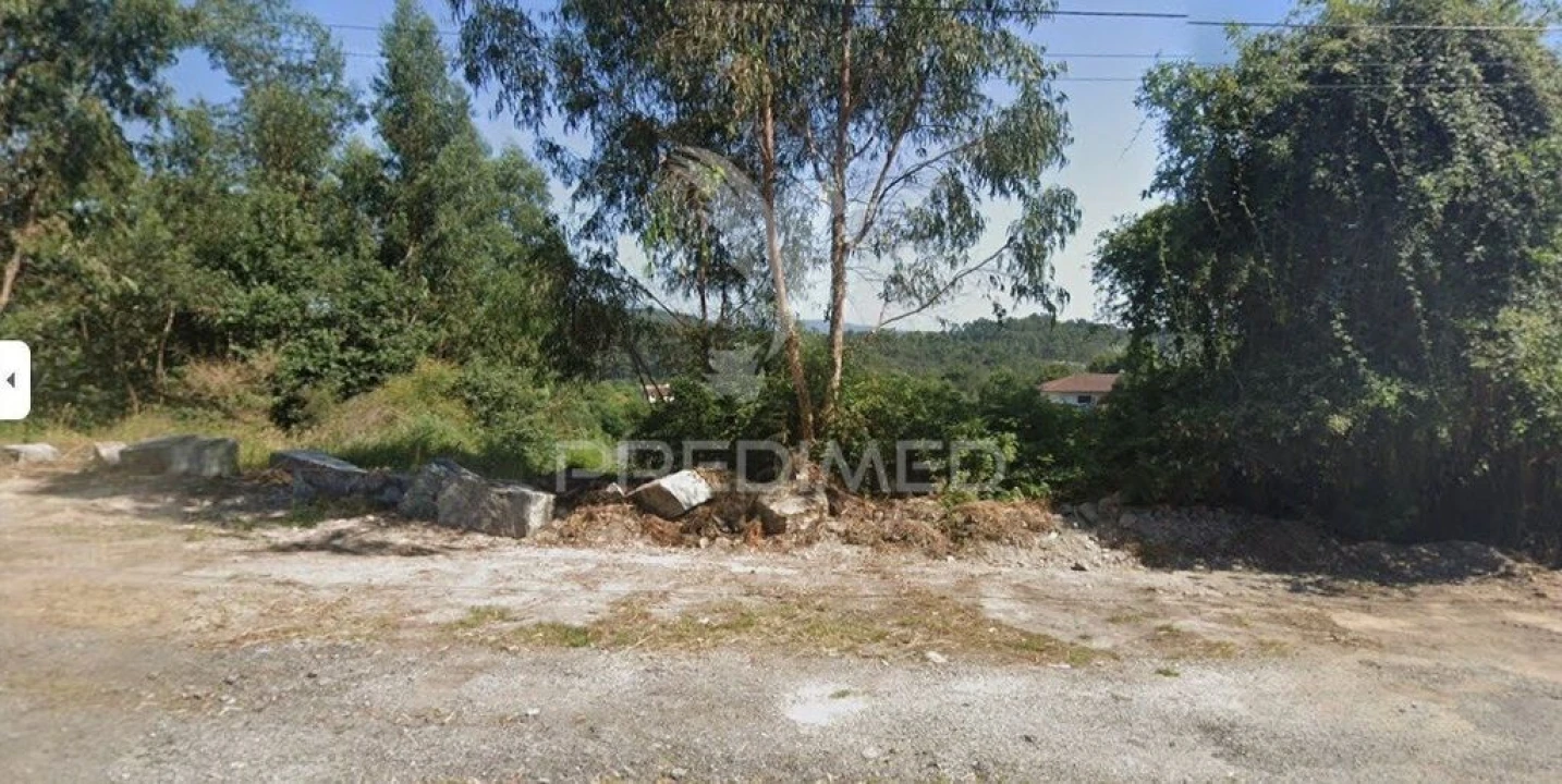 Terreno para Venda em Rendufinho Foto 2