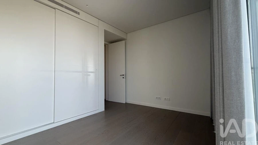 Apartamento T1 para Arrendamento em Marvila Foto 13