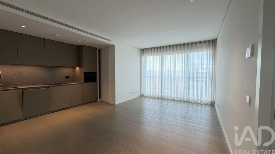 Apartamento T1 para Arrendamento em Marvila Foto 2