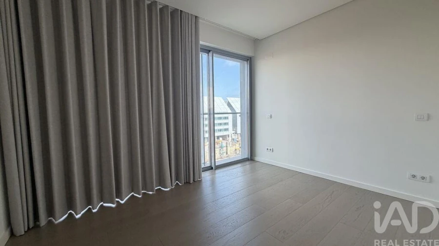 Apartamento T1 para Arrendamento em Marvila Foto 14