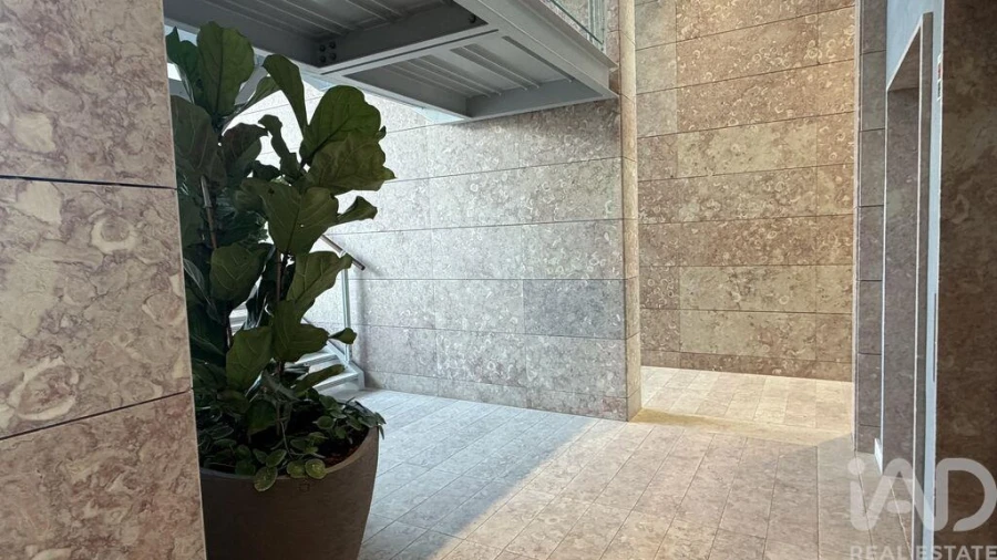 Apartamento T1 para Arrendamento em Marvila Foto 23