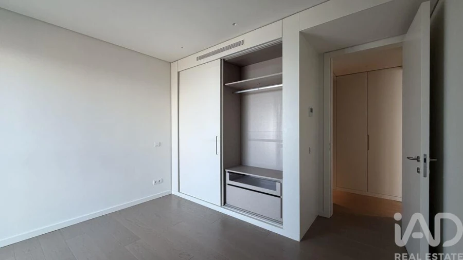 Apartamento T1 para Arrendamento em Marvila Foto 15